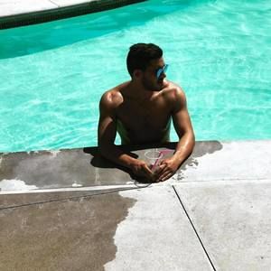 Meet your Posher, Yonatan